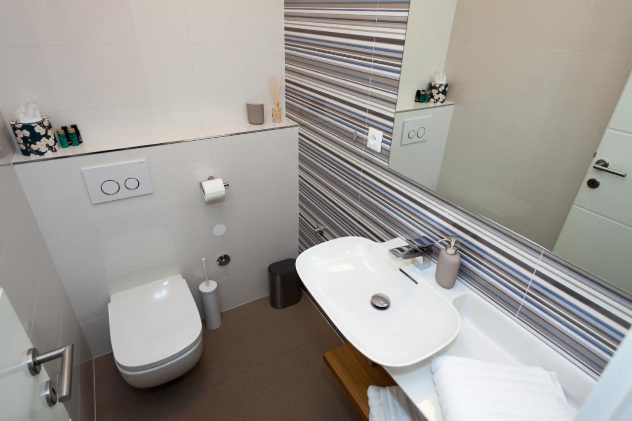 Luxury Apartment Ivari Сплит Екстериор снимка