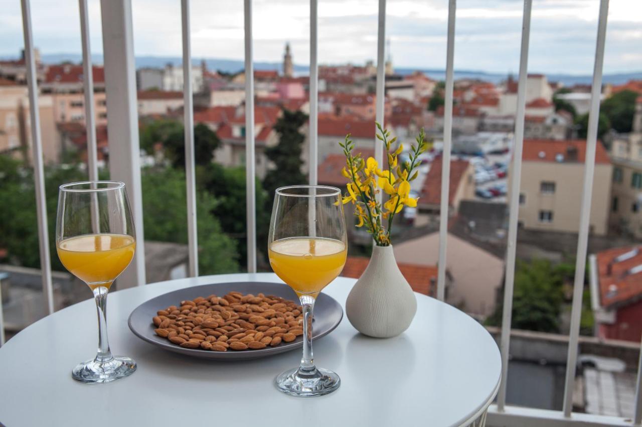 Luxury Apartment Ivari Сплит Екстериор снимка